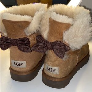 Low Hazelnut uggs boots
